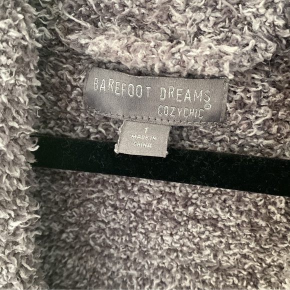 Barefoot Dreams Robe - Picture 5 of 5